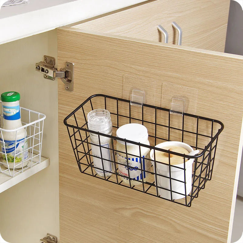 Cesto Adesivo – Organização prática em qualquer ambiente.